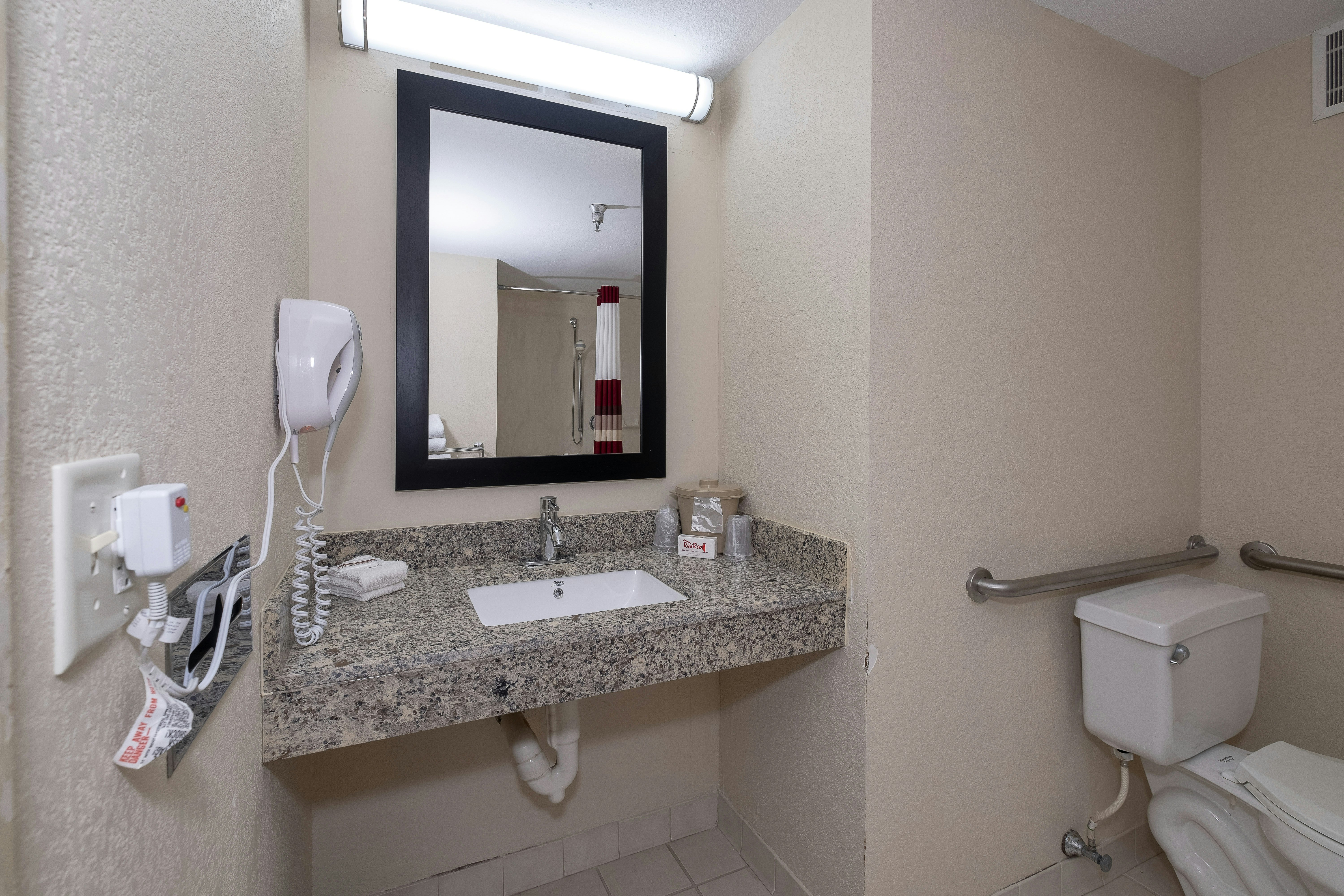 Red Roof Inn Prattville 41/42