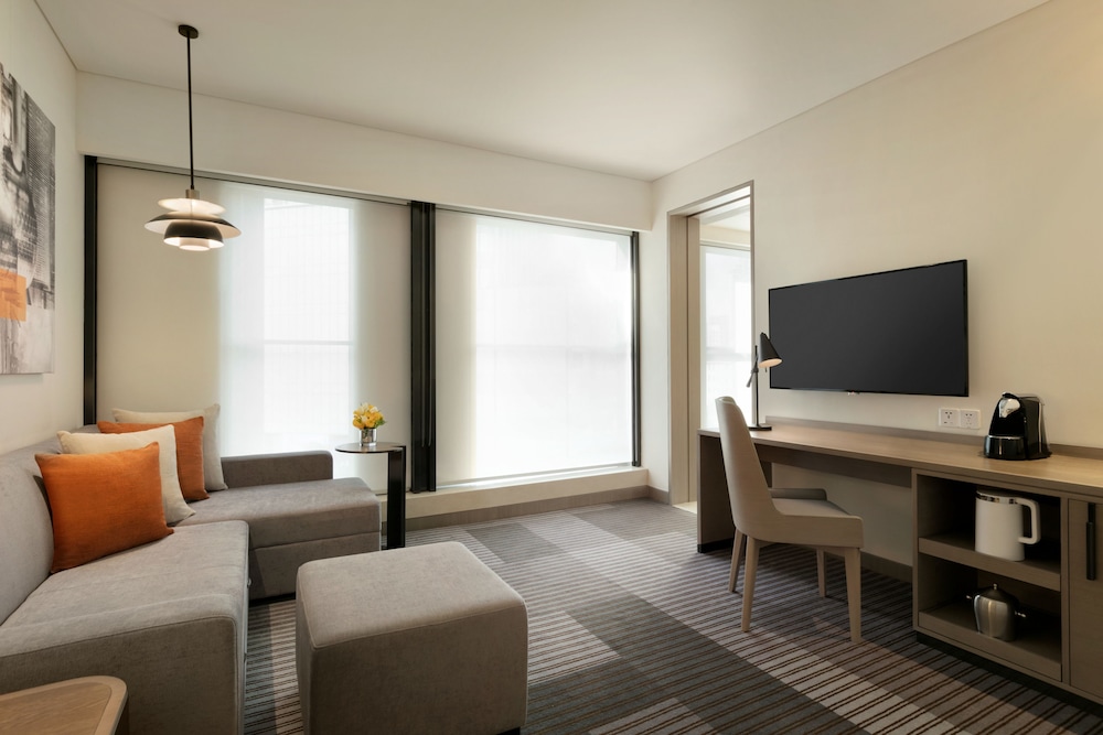 Hyatt Place Shanghai Tianshan Plaza 27/45