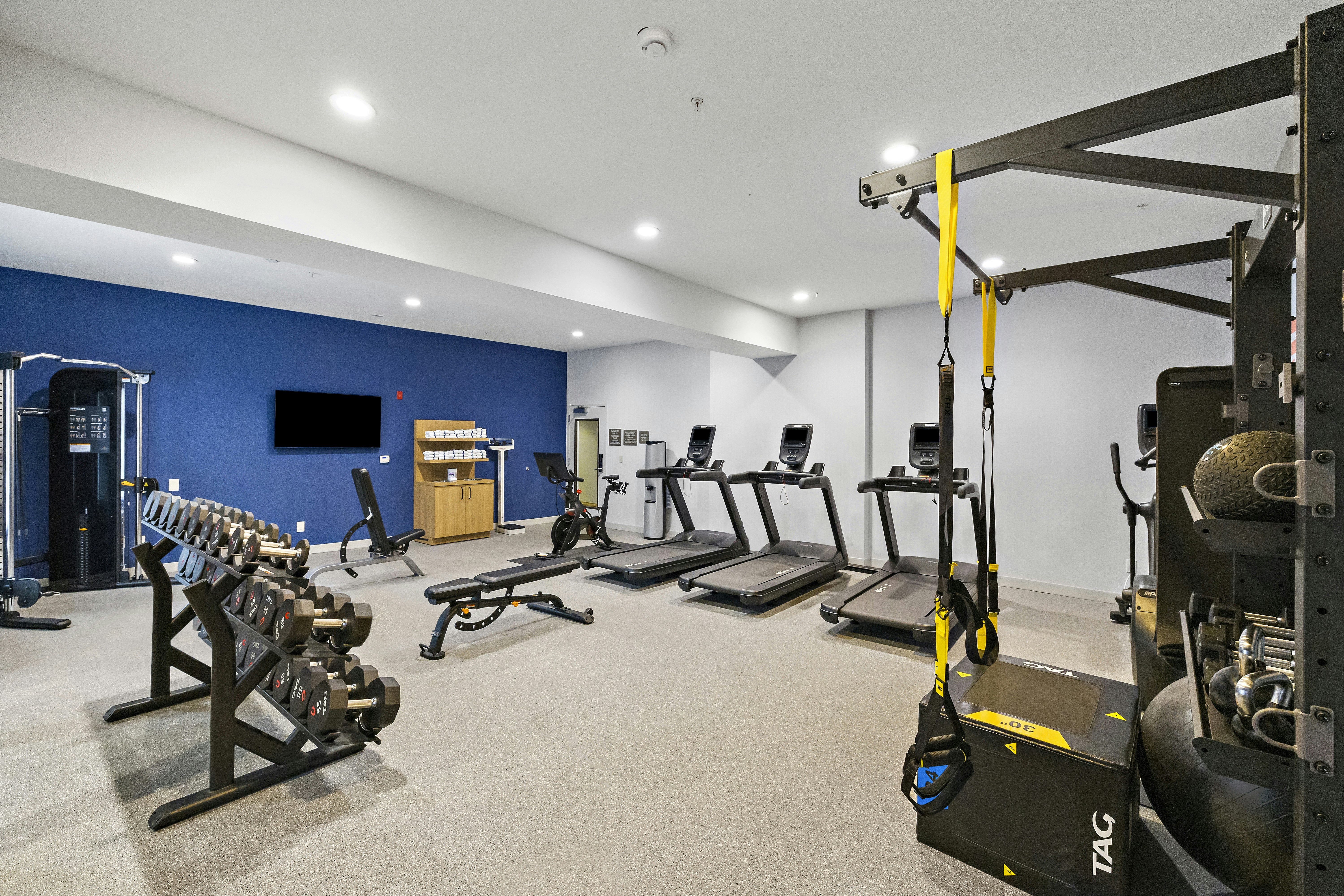Hampton Inn Suites Lancaster 8/14