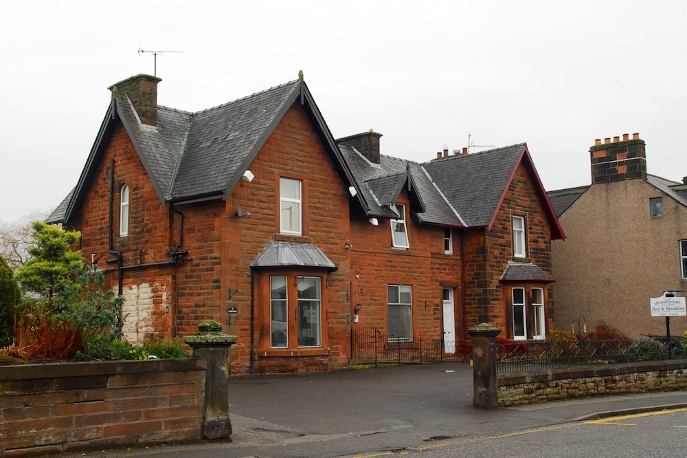 Glenlossie Guest House 3/35