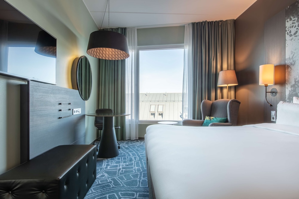 RADISSON BLU METROPOL HOTEL, HELSINGBORG 16/82