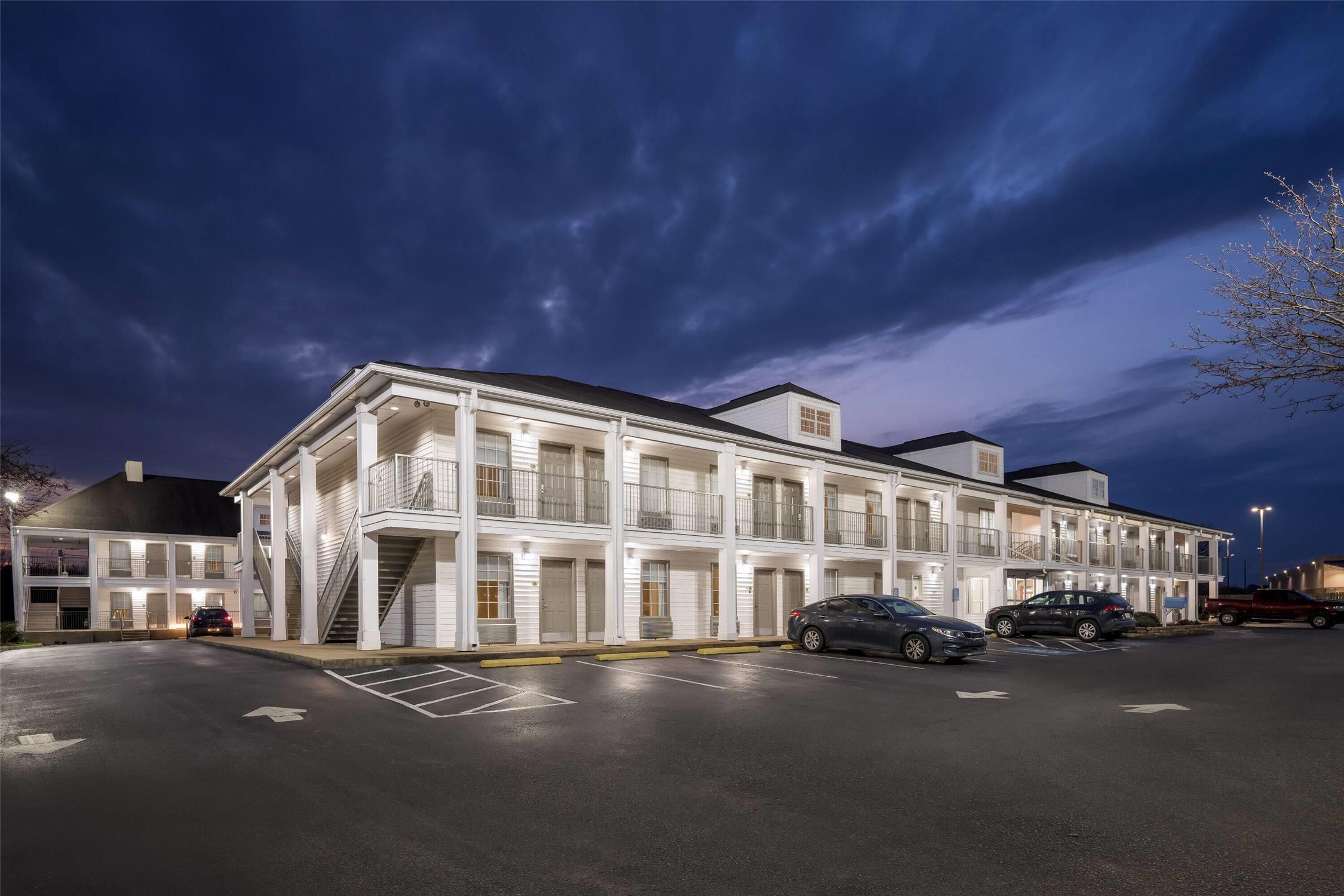 Baymont by Wyndham Tuscaloosa 4/36
