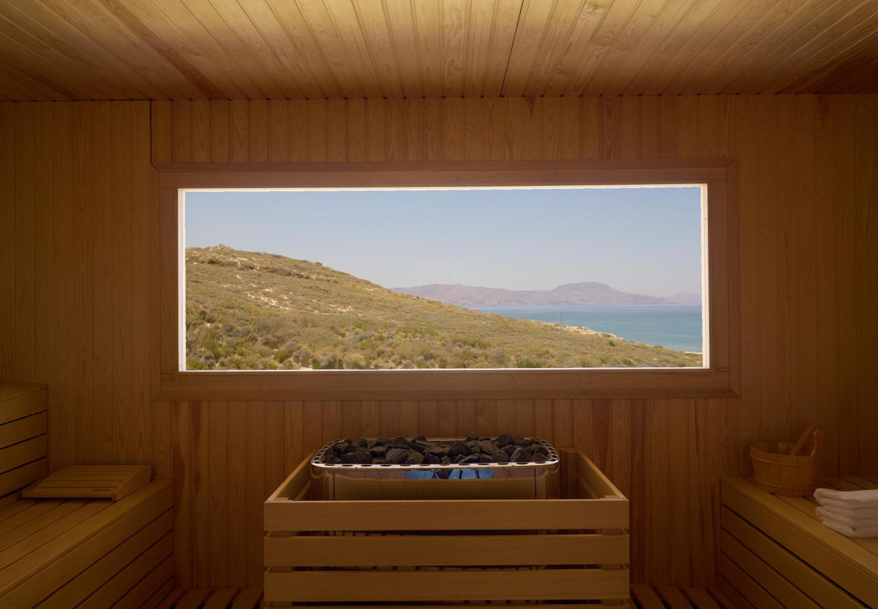 Oros Luxury Beach Resort 43/65