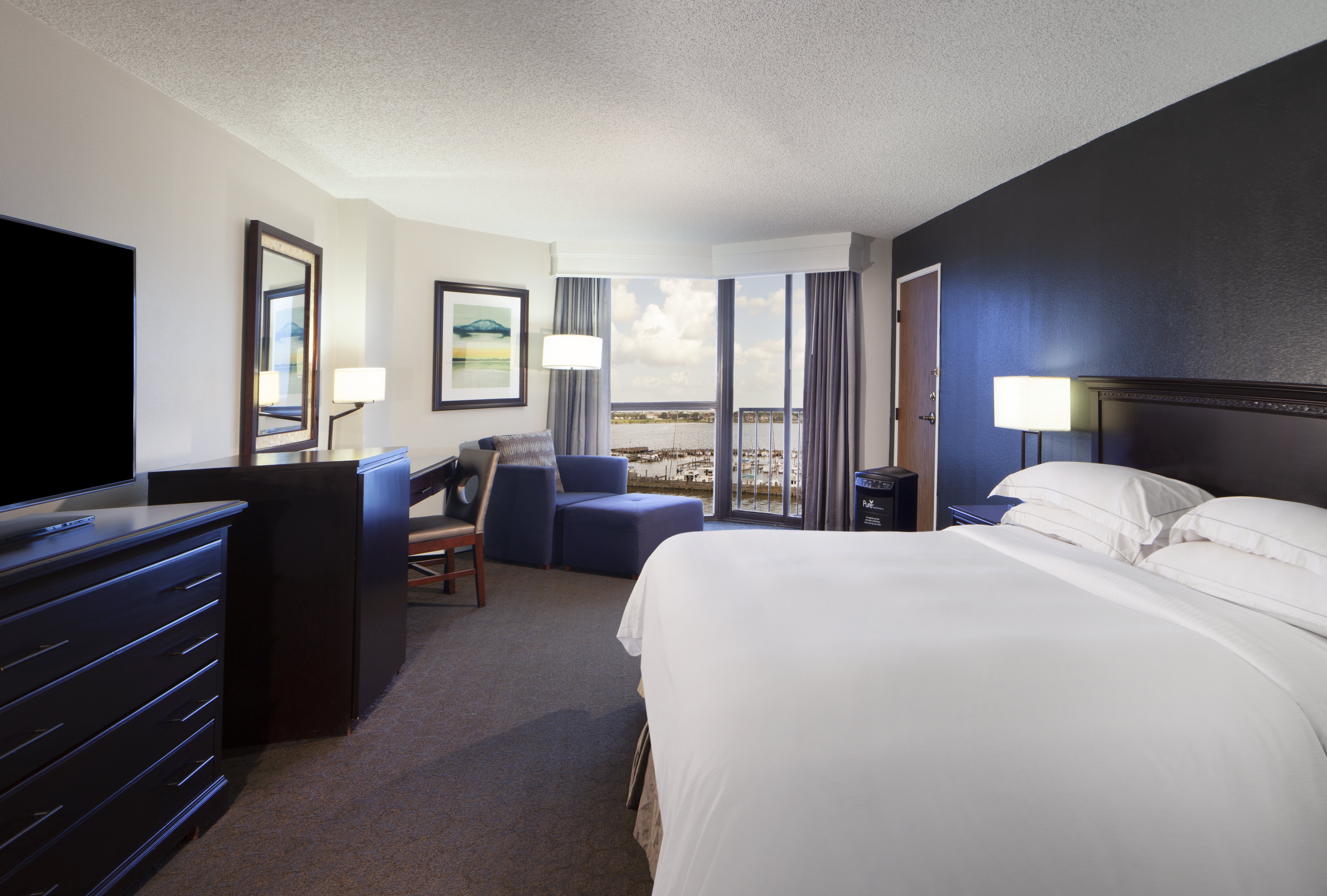Pure, Wellness, King Bed