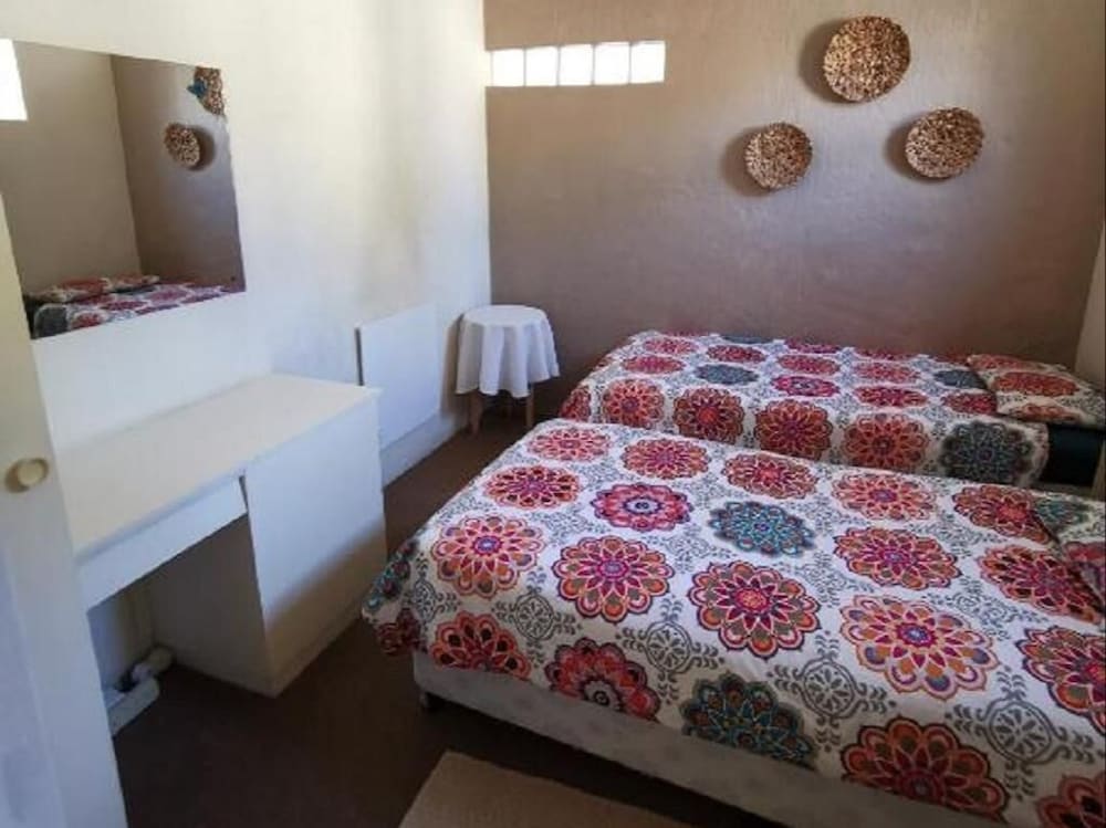 Sunbird Guest House 9/50