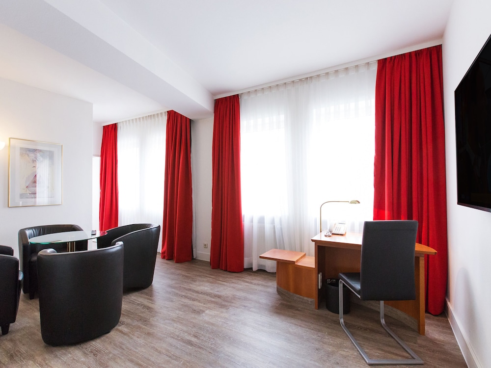 Dormero Hotel Dresden Airport Formerly Airport Hotel Dresden 35/52
