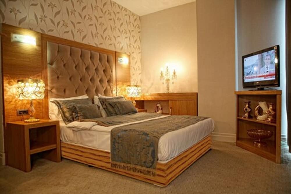 Asia Artemis Suite 9/50