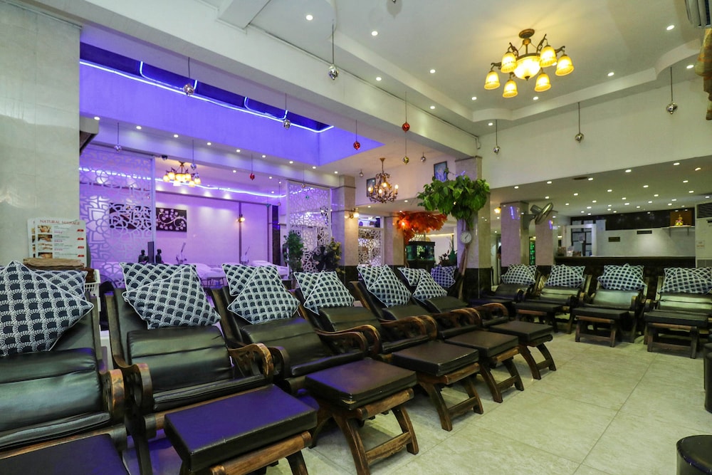 NATURAL BEACH HOTEL AND BAAN SILA 48/59