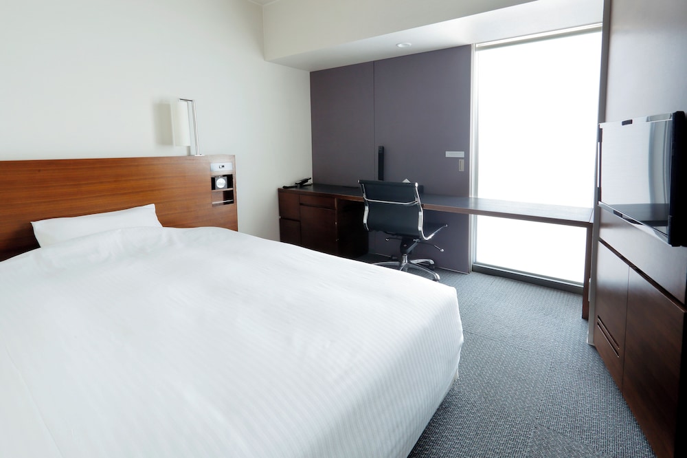 ROOM, SINGLE