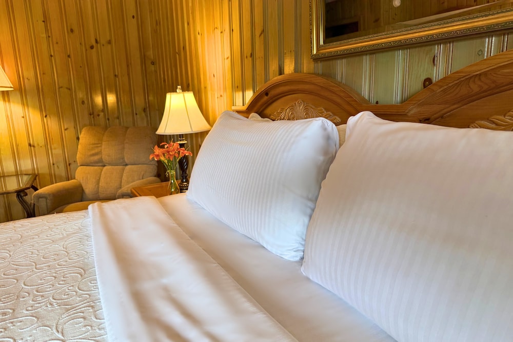 Azalea Garden Inn 23/50