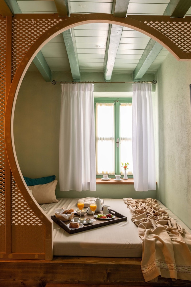SPERVERI BOUTIQUE HOTEL 31/77