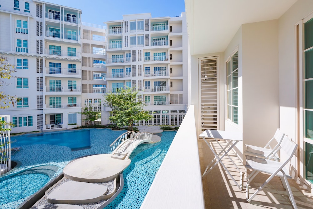 Summer Hua Hin Condominium 62/66