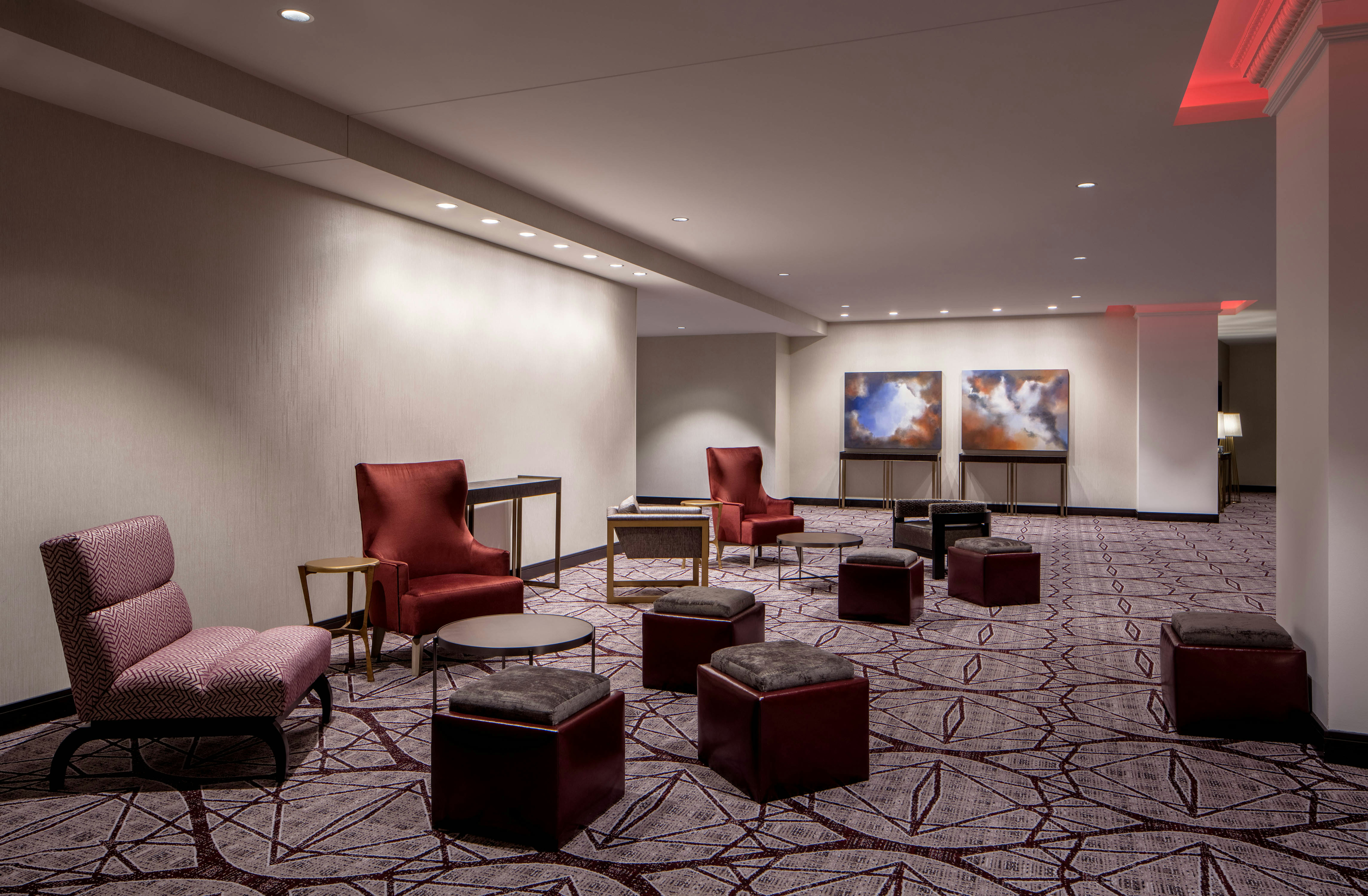 Embassy Suites By Hilton Minneapolis Downtown Hotel 32/62