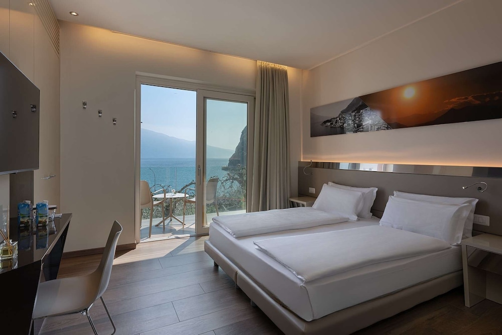 Hotel Atilius Adults Only 10/46
