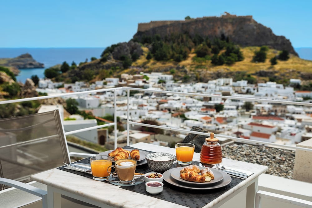 Lindos Comfy Suites 44/58