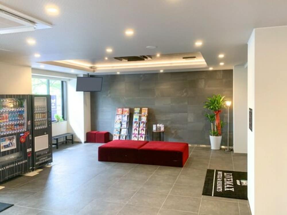 Hotel Livemax Hiroshima Peace Park 15/17