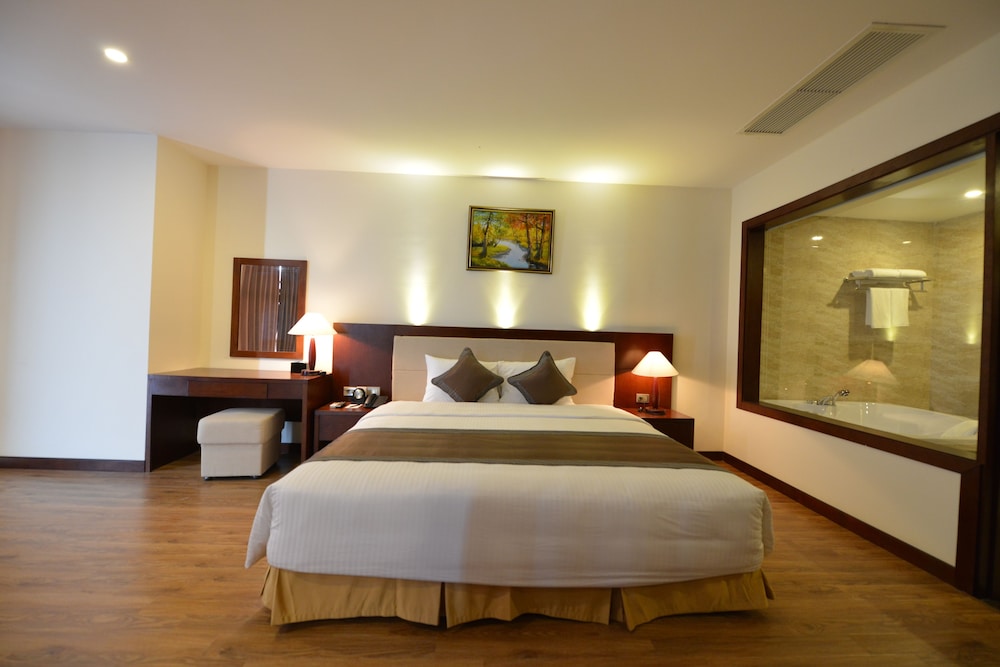 Muong Thanh Grand Cua Lo 18/65