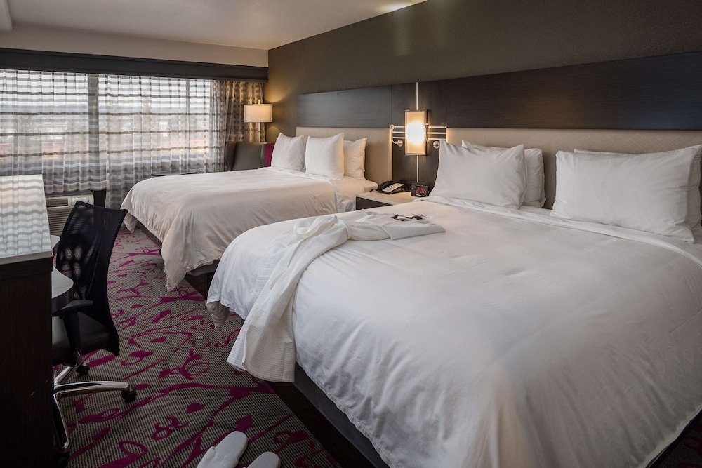 Radisson Hotel Oakland Airport 18/63