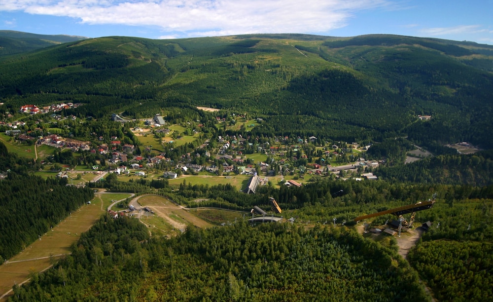 Wellness Hotel Svornost 64/69