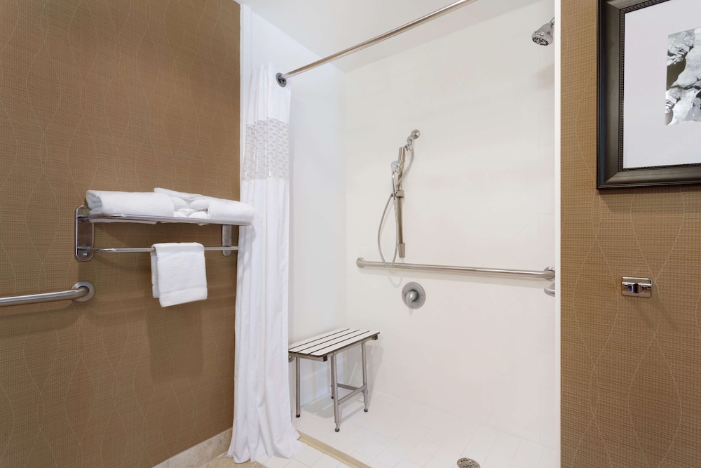Hampton Inn & Suites Birmingham East Irondale 13/37