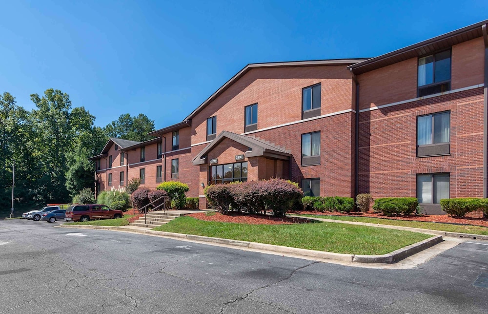 Suburban Studios Macon North 53/60
