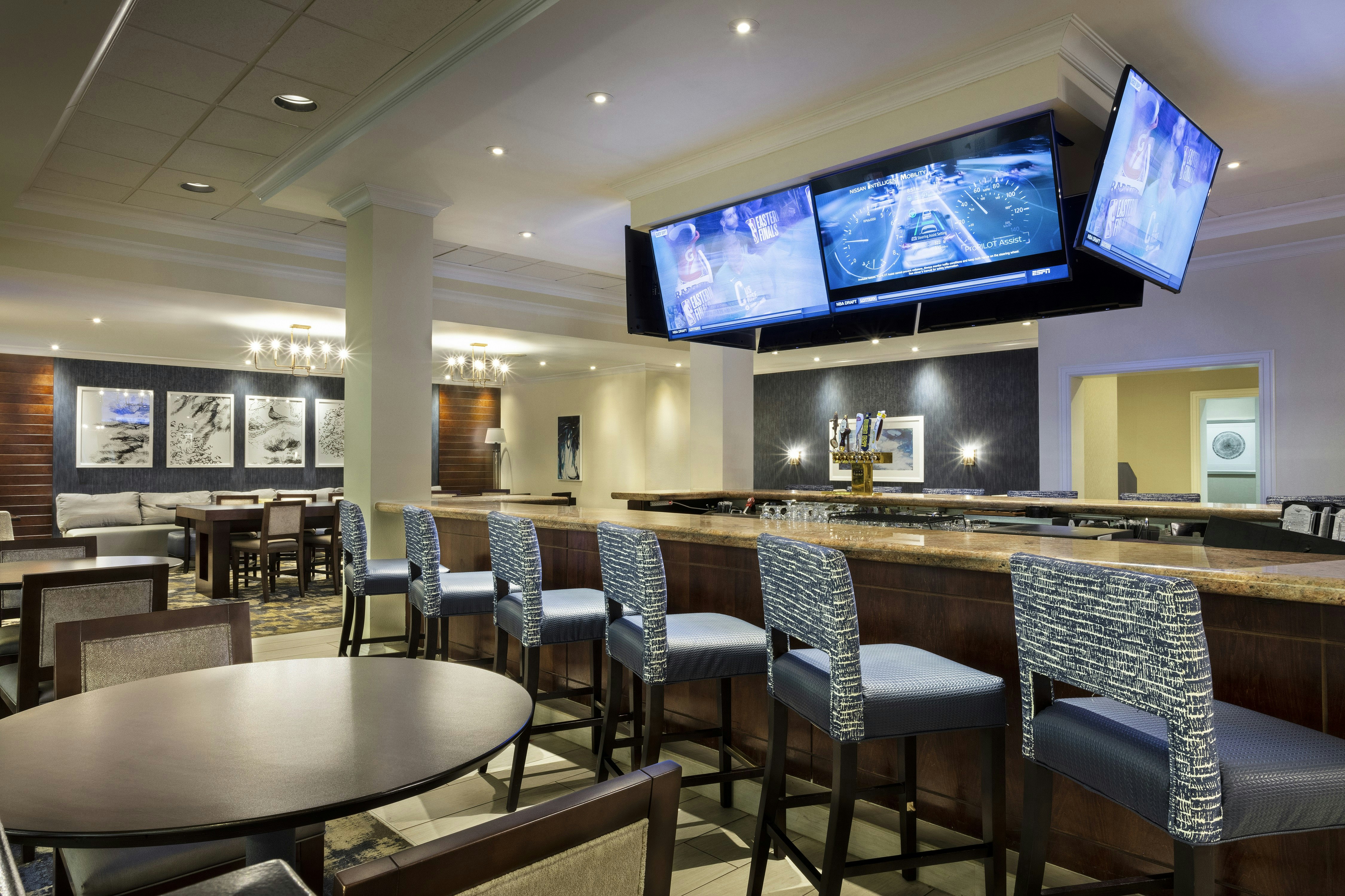 DoubleTree by Hilton Columbia South Carolina 24/43