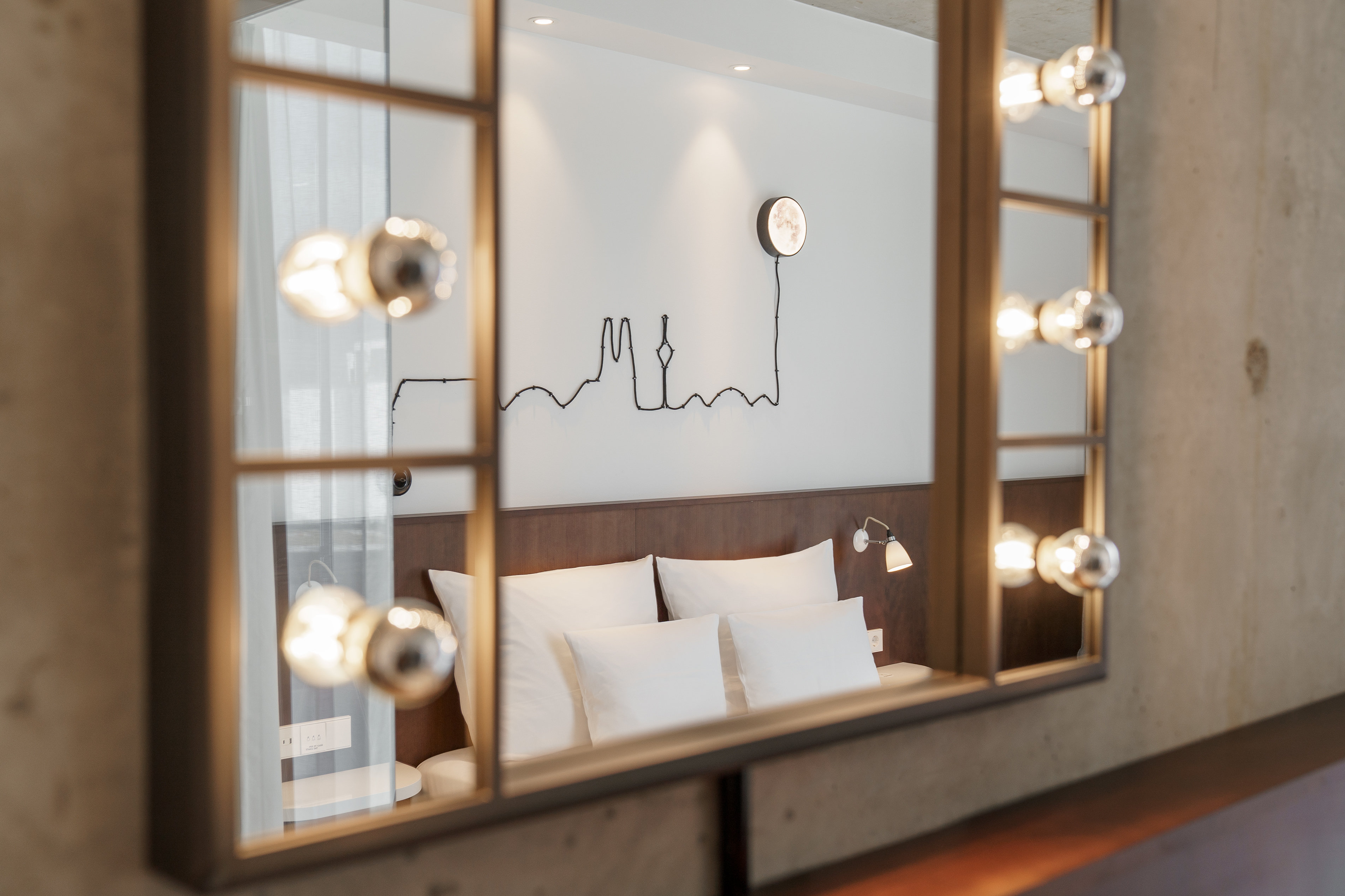 Ruby Ella Hotel Cologne 7/50