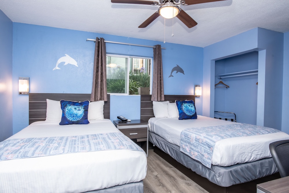 Aqua Breeze Inn 15/55