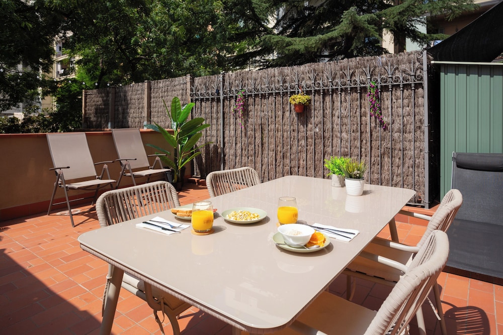 Hostal Siscinc - Adults Only 34/53