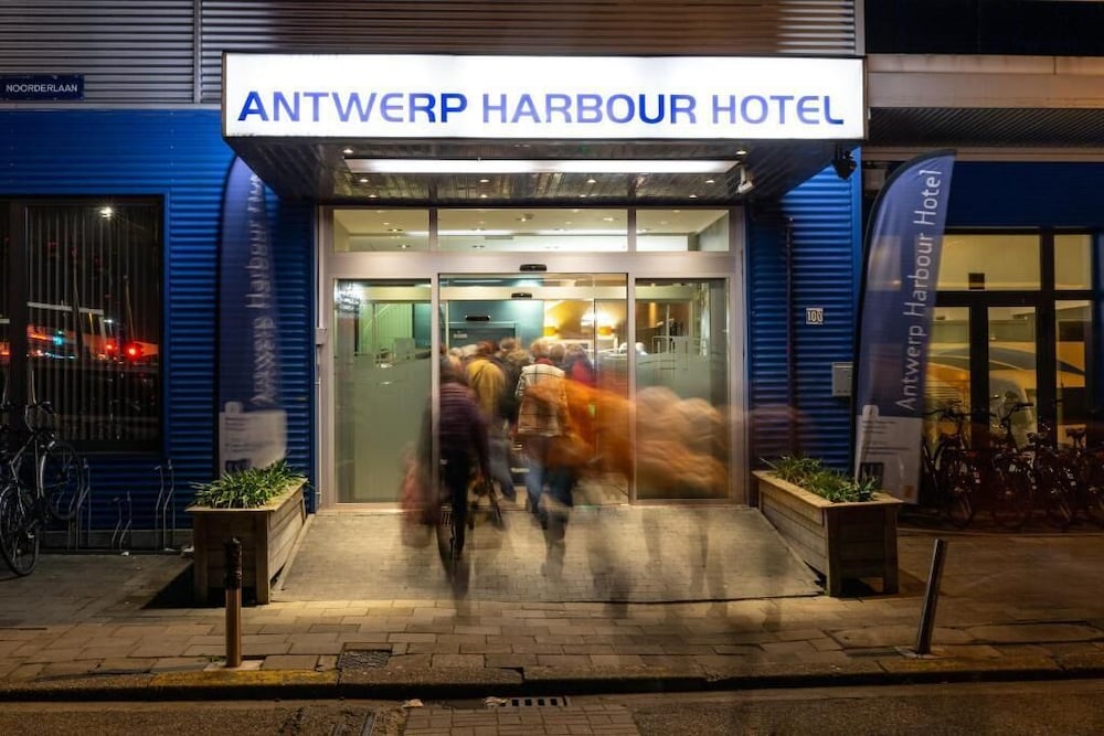 Antwerp Harbour Hotel 2/59
