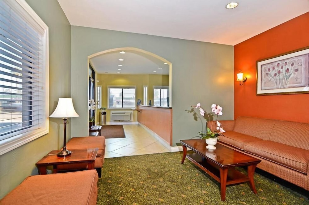 Pleasant Inn 19/23