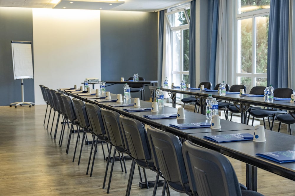 Golden Tulip Troyes 36/50