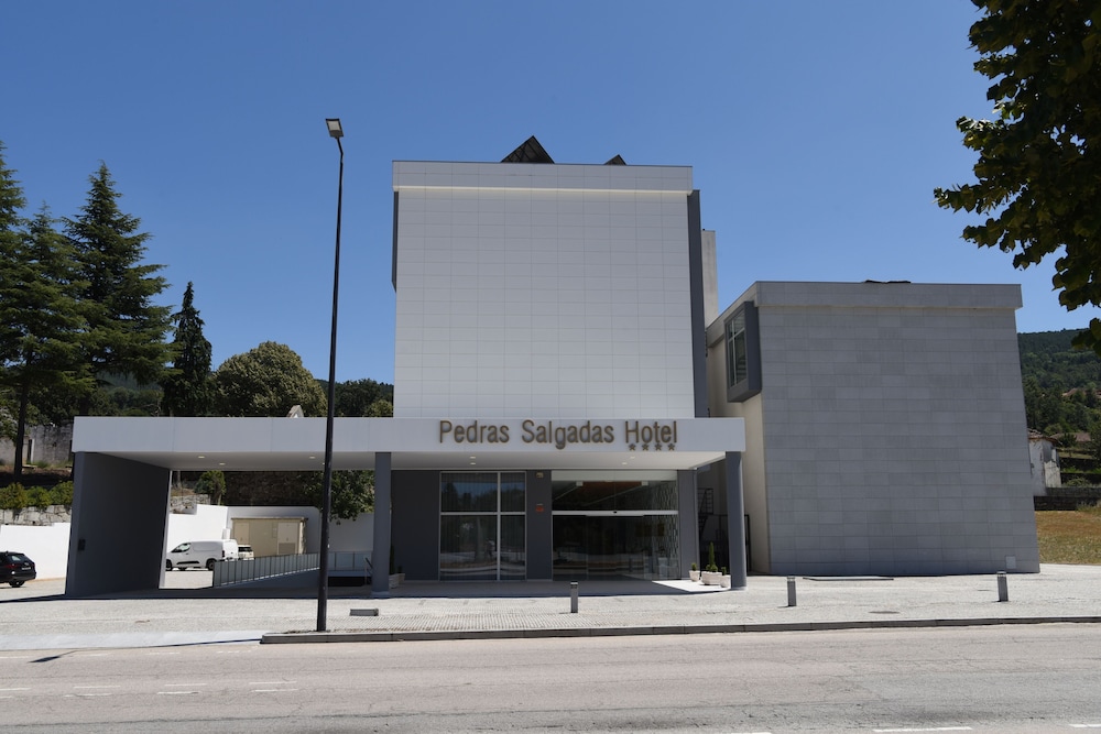 Hotel Pedras Salgadas 5/26