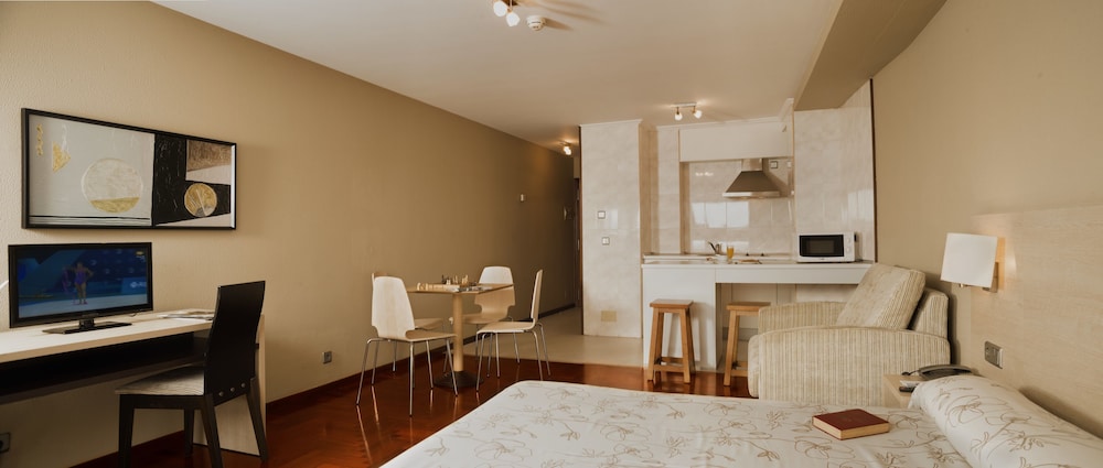 Apartamentos Attica 21 Portazgo 26/31