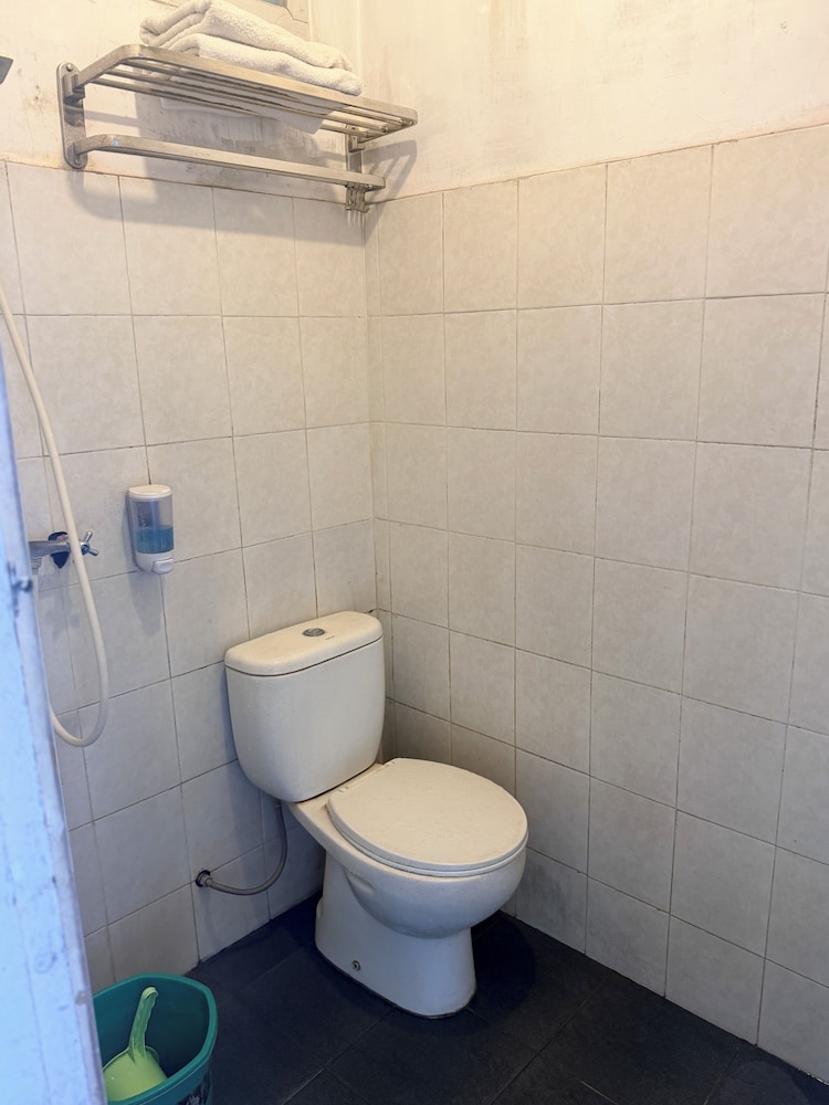 غرفة قياسية بسرير مزدوج، Hotel Nirwana Batu 4/4