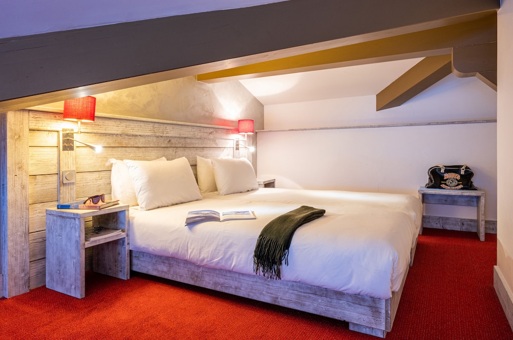 Mezzanine, Apartment, 2 Double Beds, Sofa