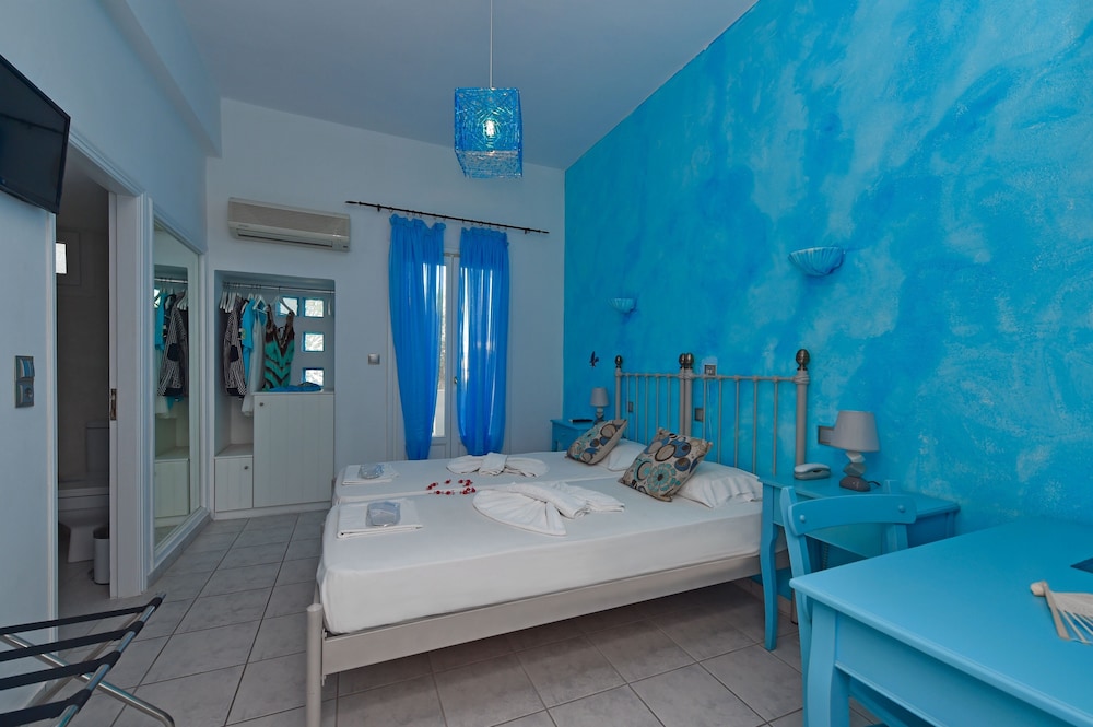 Afrodite Hotel 47/80