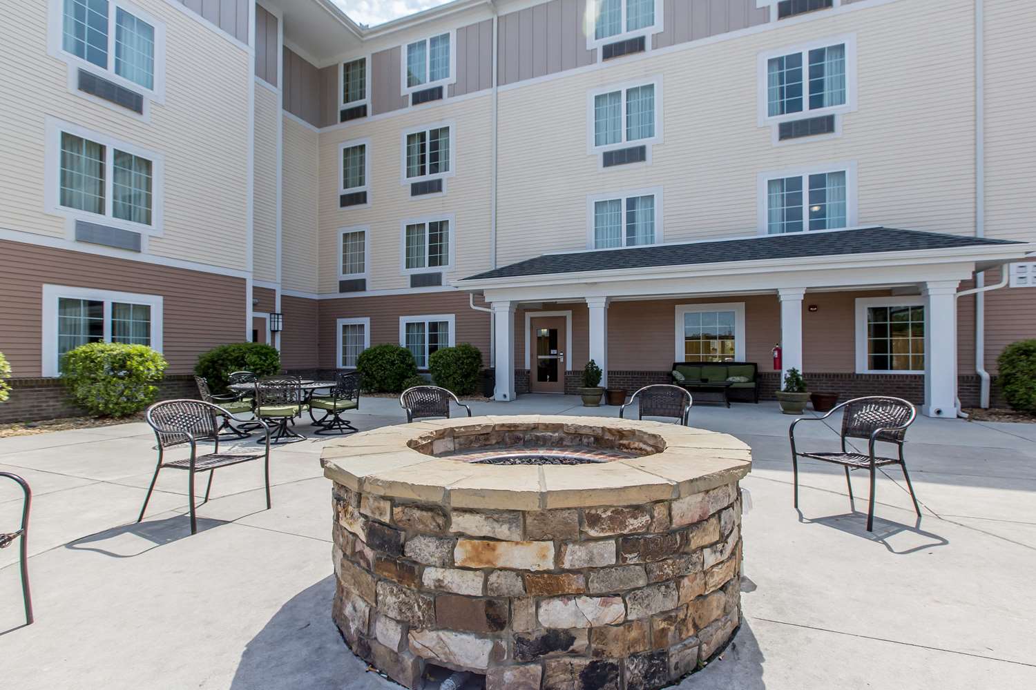 Mainstay Suites Camp Lejeune 38/38