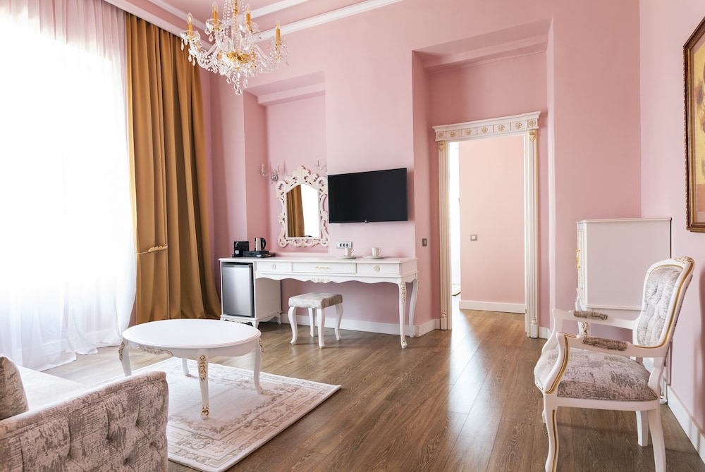 Via Villa Iliotti Rhodos 43/51