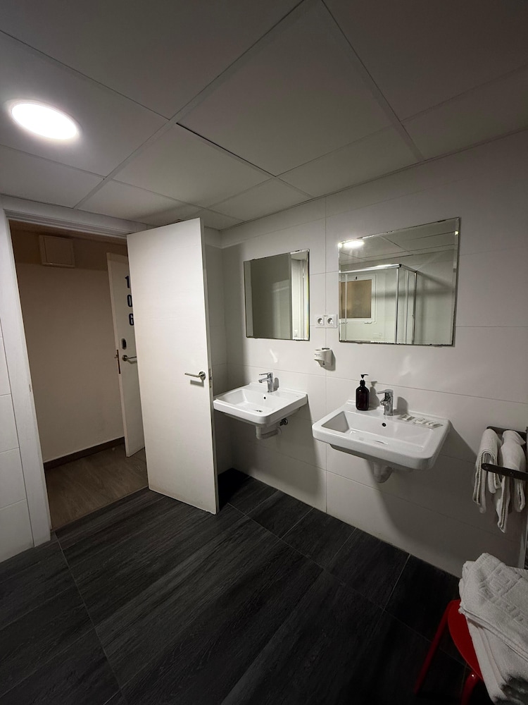 Hostal Boutique Benidorm Blue Beach 10/36
