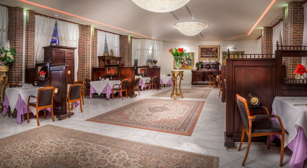 Hotel Im. Jana Pawla Ii 22/34