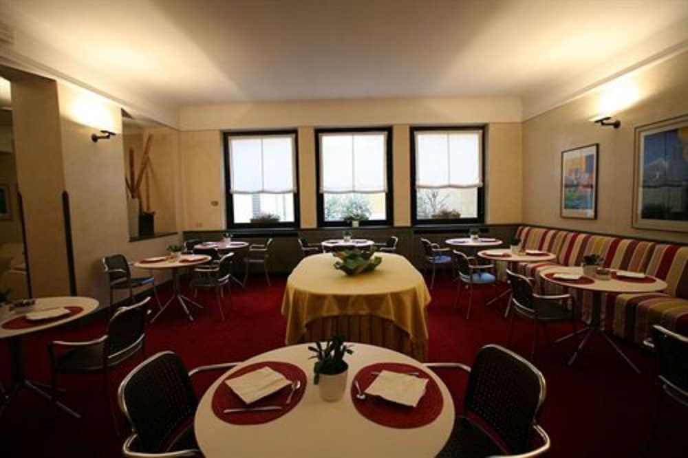 Club Hotel Milan 47/55