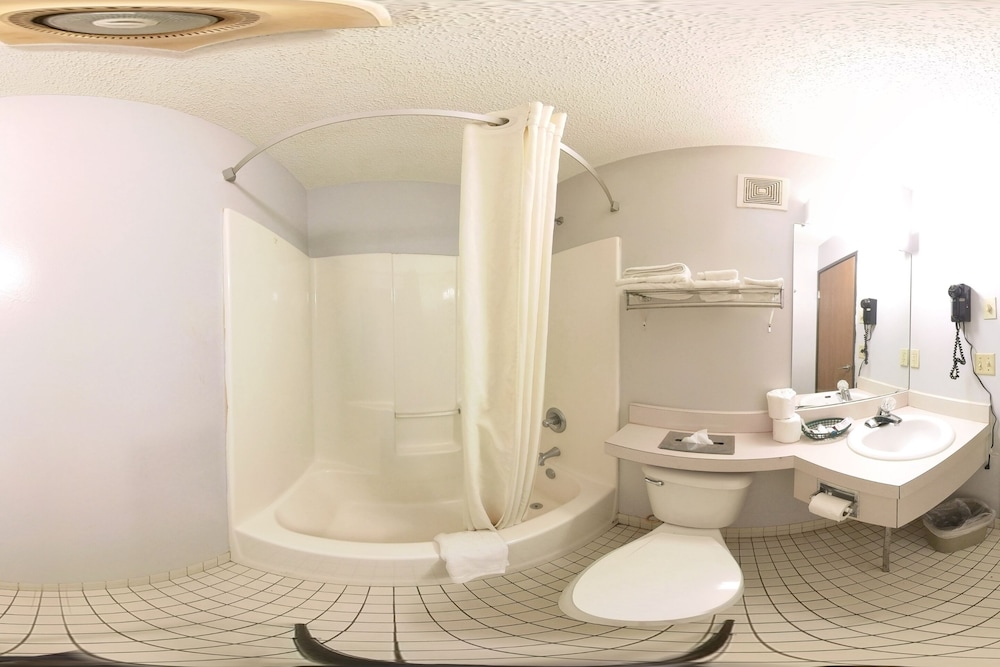 غرفة بسرير كينج للمدخنين، Coratel Inn & Suites by Jasper Hastings 9/10