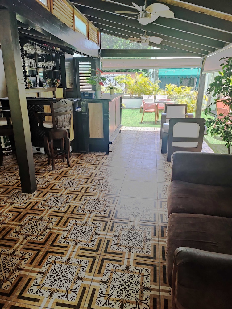 Casa Sanchez Boutique Hotel 57/61