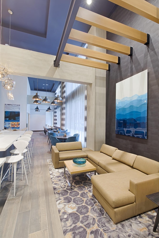 Hyatt Place Long Island City/New York City 36/67