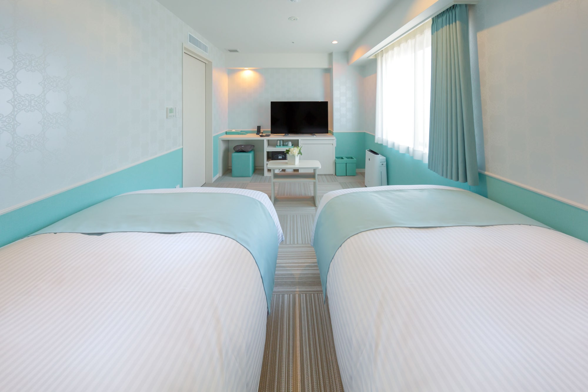 SUPERIOR, TWIN BEDS