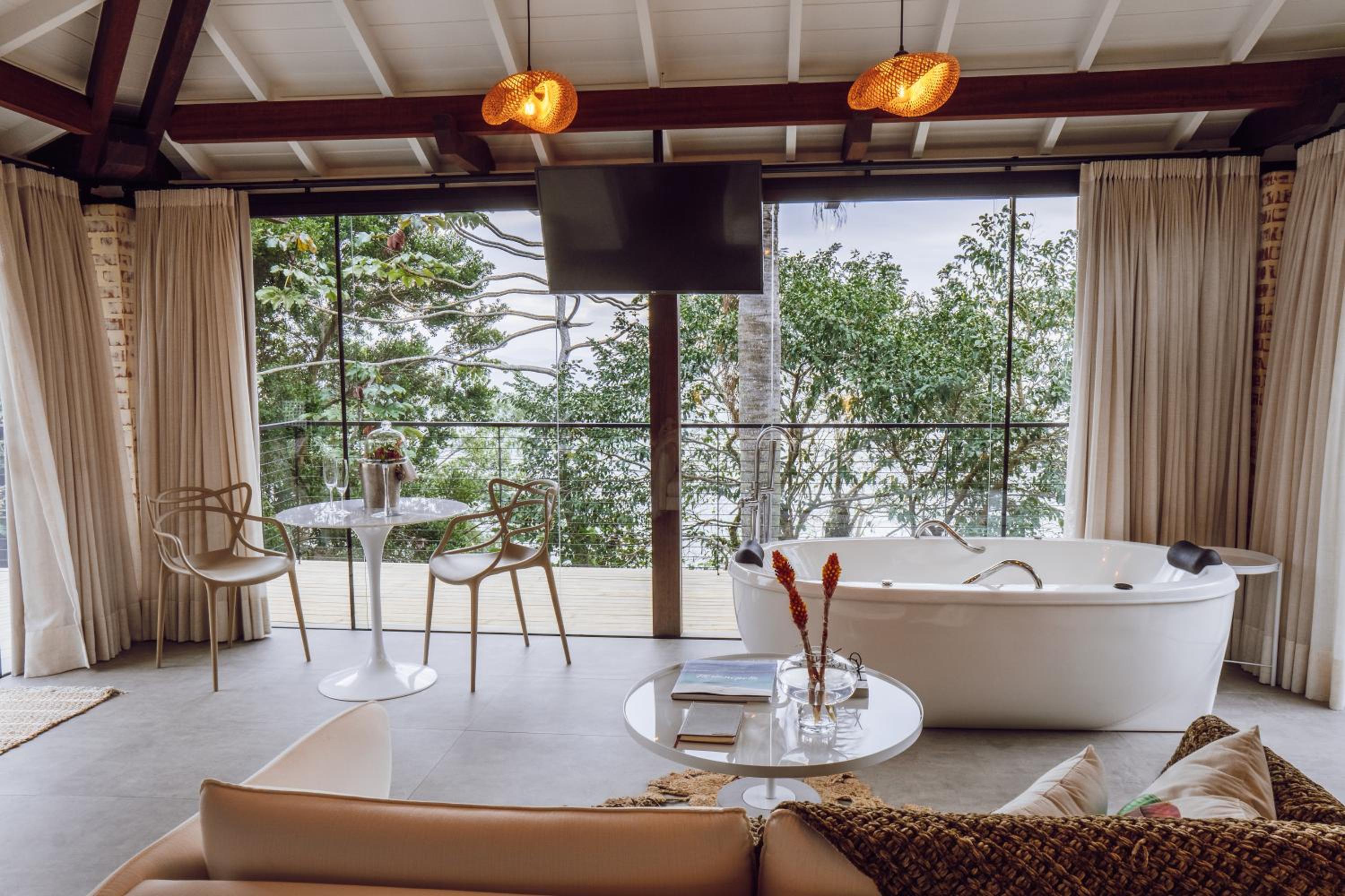 Naatooh Guest Houses 7/18