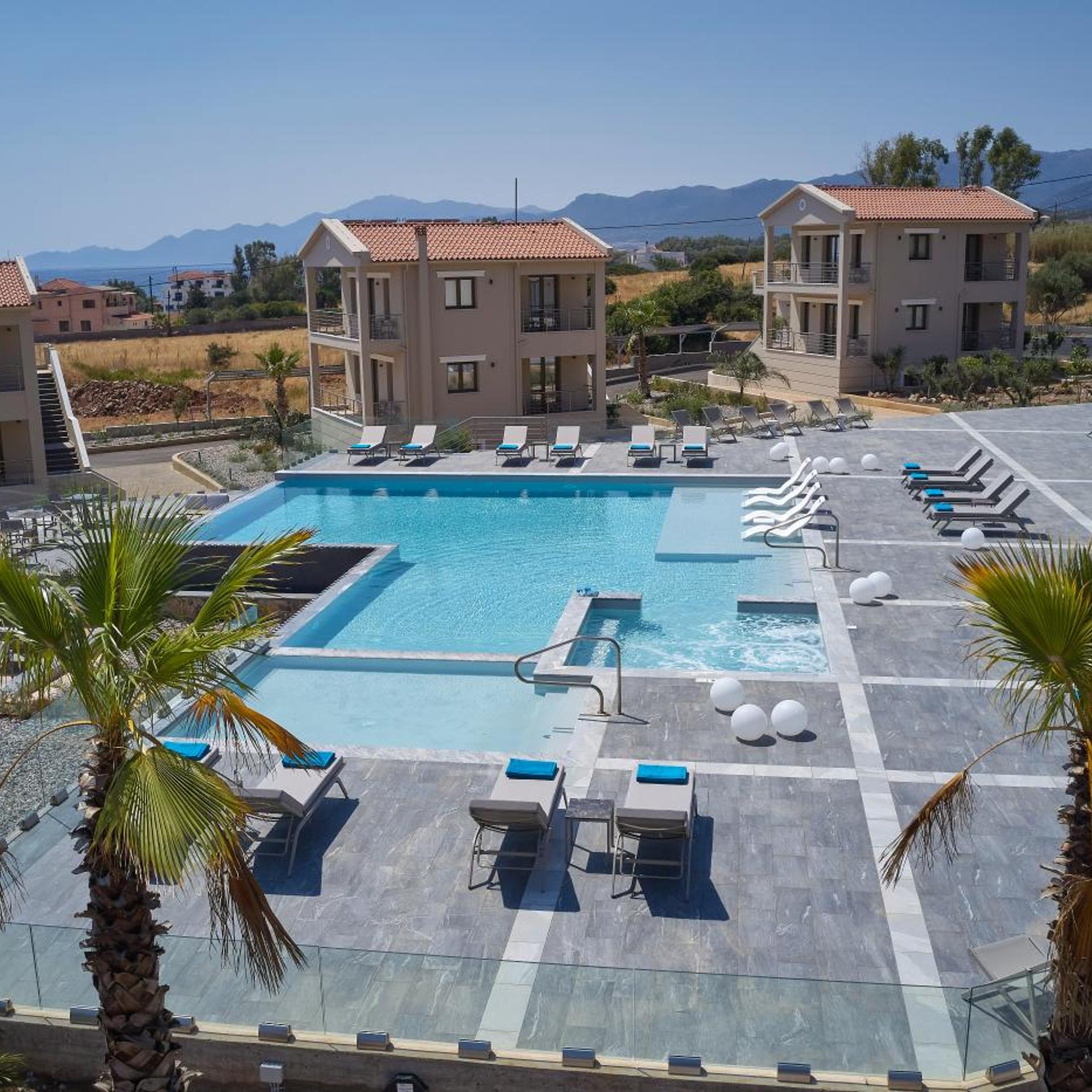 Sempre Viva Suites 42/45