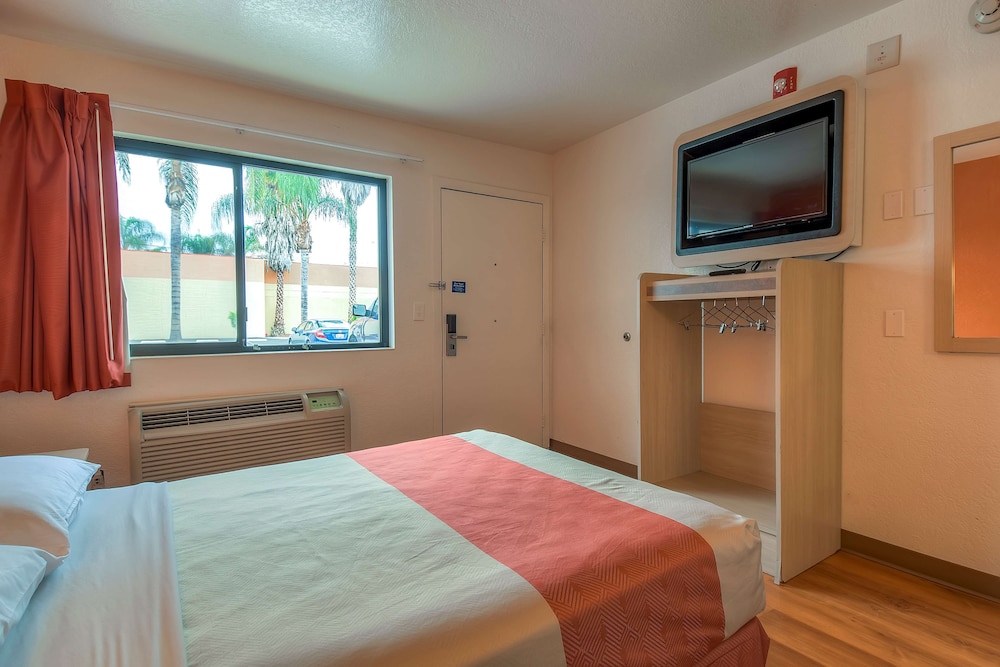Motel6 El Monte, CA - Los Angeles 22/59