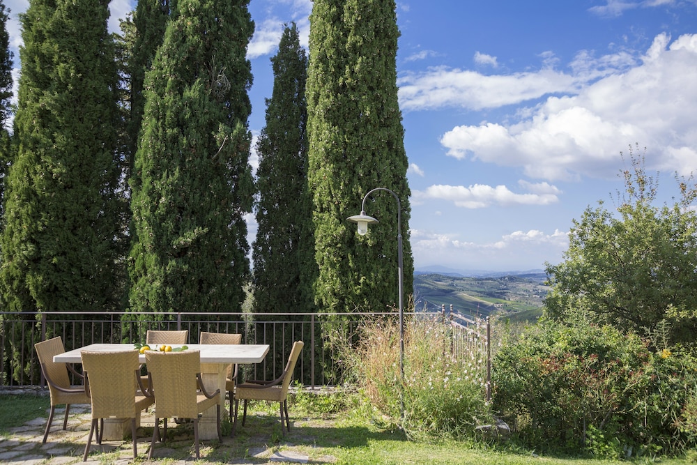 Borgo Di Pietrafitta Relais 64/74